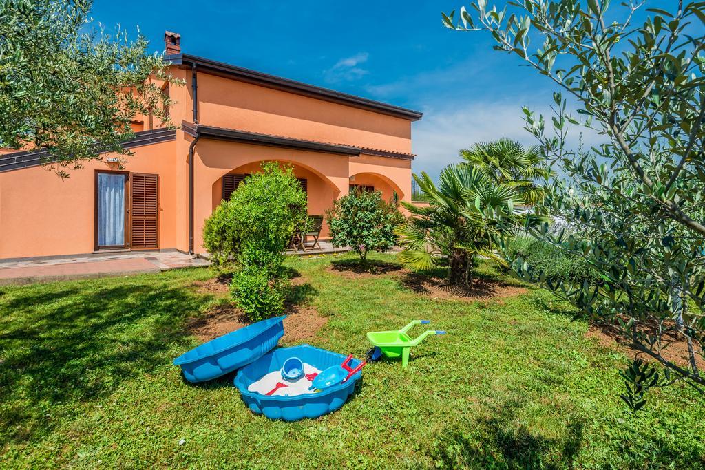 Apartment Oliva With Swimming Pool Poreč Extérieur photo